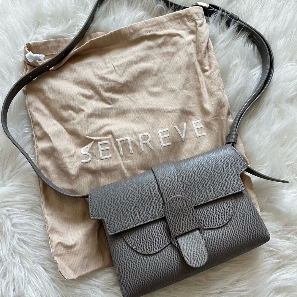 Used Excellent Condition Senreve Aria Belt Bag Grey